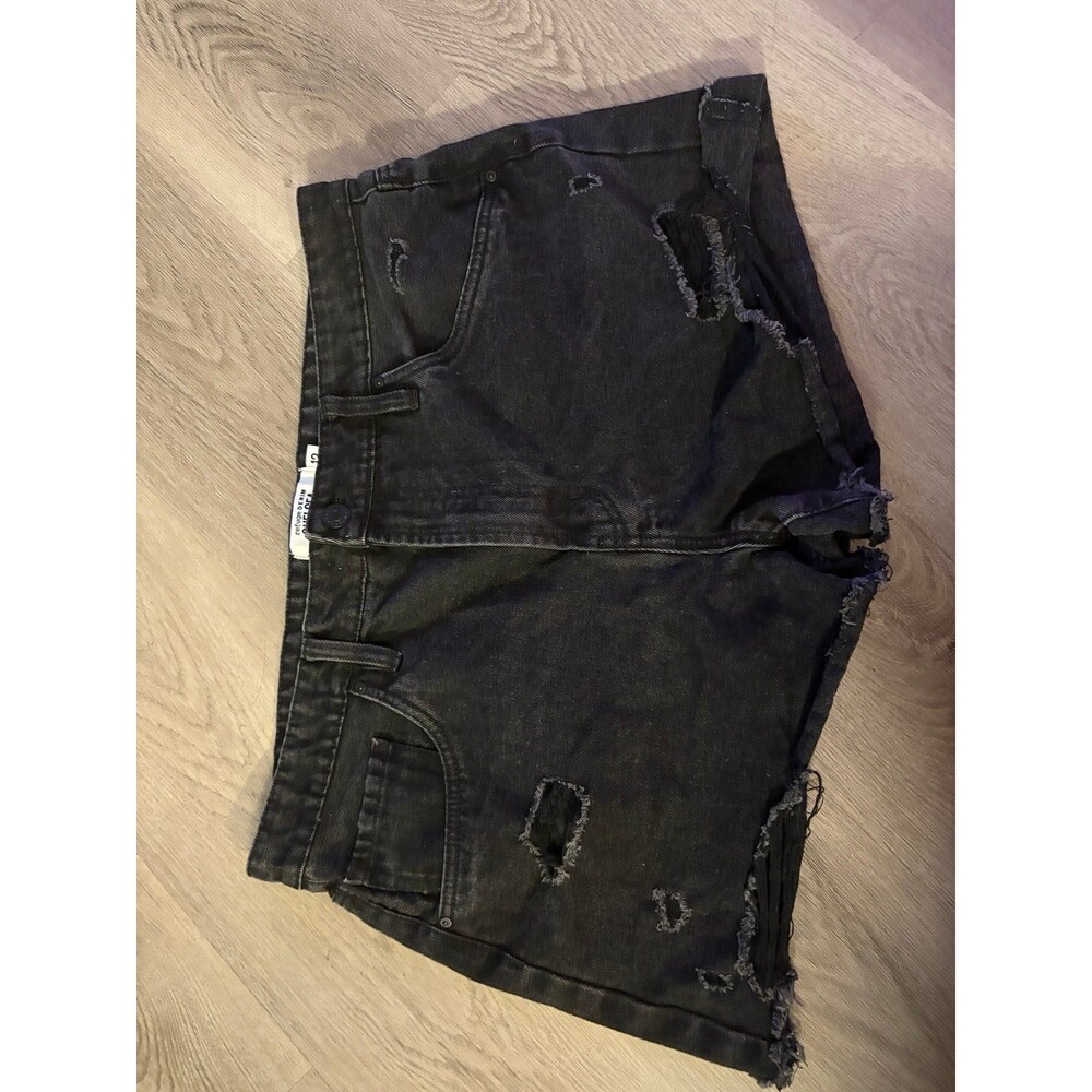 Distressed short shorts Women Juniors size 13 Refuge denim Chelsea‎ brand GUC